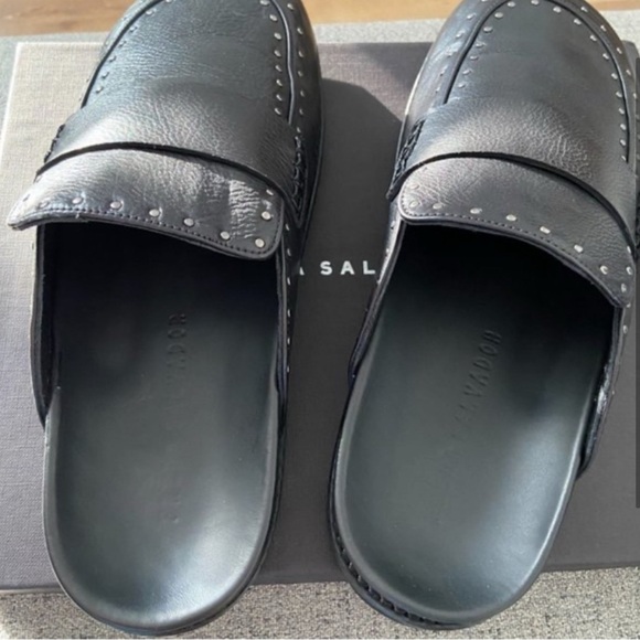 Freda Salvador Mules - Picture 2 of 3